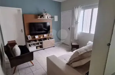 Casa com 2 quartos à venda na Rua Emílio de Menezes, 818, Cidade Ocian, Praia Grande