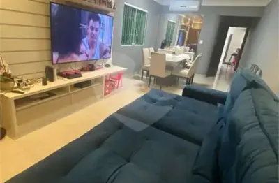 Casa com 3 quartos à venda na Rua Estados Unidos, 165, Guilhermina, Praia Grande