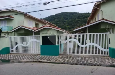 Casa em condomínio fechado com 2 quartos à venda na São Paulo, 560, Vila São Paulo, Mongaguá