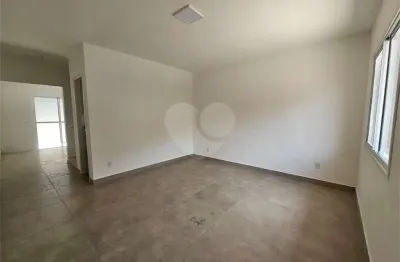 Casa com 2 quartos à venda na Rua Mário Zanini, 86, Butantã, São Paulo