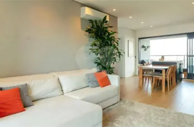 Apartamento com 3 quartos à venda na Rua Francisco Leitão, 255, Pinheiros, São Paulo