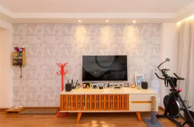 Apartamento com 3 quartos à venda na Rua Tamandaré, 734, Liberdade, São Paulo