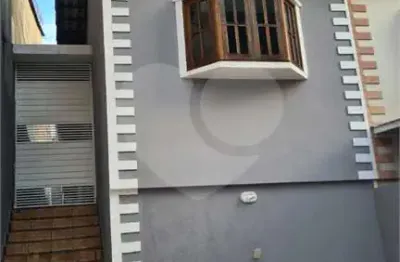 Casa com 3 quartos para alugar na Vila Sônia, São Paulo 
