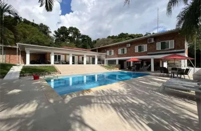 Condomínio com 5 quartos à venda em Parque Silvino Pereira - SP