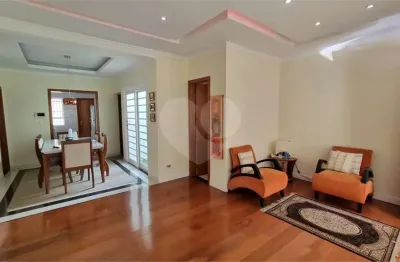 Casa com 3 quartos à venda na Rua Keisuke Koza, 165, Vila Sônia, São Paulo