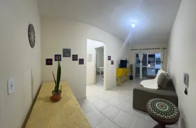 Aluguel de temporada - apartamento de 2 quartos localizado no centro de balneário camboriú/sc.