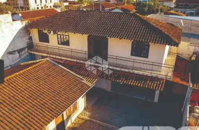 2 casas no bairoo aventureiro sendo um deles um sobrado!