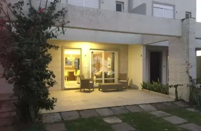 Casa  3 dormitórios 1 suíte no pateo marbella em xangri-lá/rs