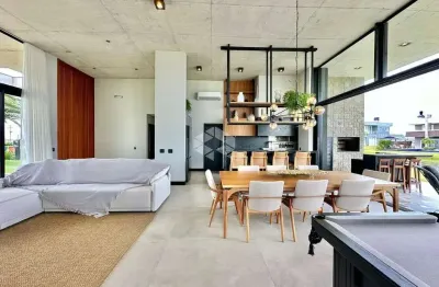 Casa em condomínio fechado com 4 quartos à venda na Avenida Diamante, 1173, Rainha do Mar, Xangri-Lá