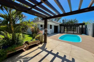 Casa 03 dormitórios, suíte, 3 vagas piscina mariápolis-xangri-lá