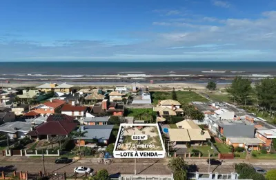 Terreno amplo 525m² de área há 2 quadras do mar atlantida