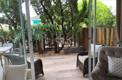 Casa com 03 dormitórios, 1 suíte, centro em xangri-la rs