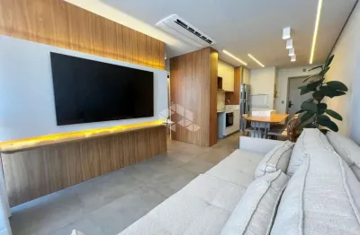 Apartamento no Livin Resort em Atlântida 02 dormitórios, 01 suíte 2 vagas