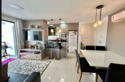 Apartamento mobiliado com 3 quartos, 2 banheiros, 1 vaga, 80 m² em camboriú