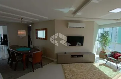 Apartamento 4 suites  com dependencia de empregada na barra sul em balneario camboriu