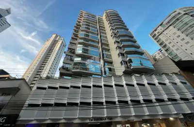 Apartamento com 3 quartos à venda na Avenida Brasil, 151, Centro, Balneário Camboriú