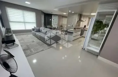 Apartamento com 03 suítes no centro de balneário camboriú