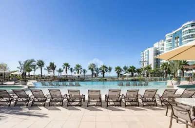 Apartamento com  4 quartos sendo suítes e 3 vagas na praia brava em itajaí