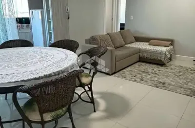 Apartamento diferenciado e mobiliado a poucos passos da praia de perequê, porto belo