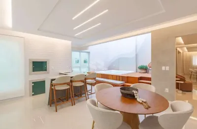 Apartamento cobertura duplex com 4 suítes e 2 vagas de garagem em itapema