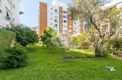 Terreno à venda na Rua São Vicente, 382, Rio Branco, Porto Alegre