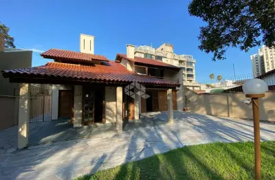 Casa para comprar no partenon com 3 dormitórios (1 suíte)