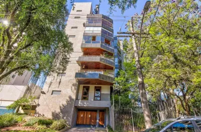Cobertura com 3 dormitórios/quartos no bairro petrópolis sendo 1  suíte.