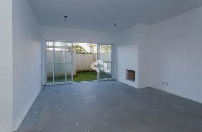 Garden Espaçoso com Conforto de Casa em Condomínio Exclusivo