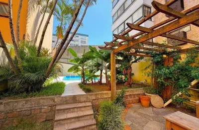 Casa com 3 quartos à venda na Avenida Mariland, 1193, São João, Porto Alegre