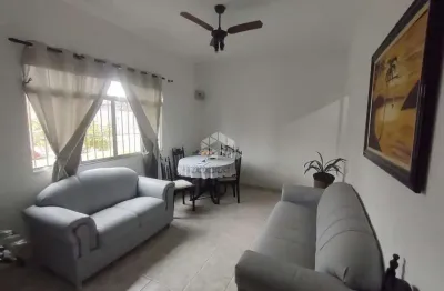 Casa com 2 quartos à venda na Maria Antunes Navarro, 206, Vila Caiçara, Praia Grande