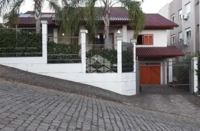 Casa com 3 quartos à venda na Rua Pernambuco, 1530, Universitário, Bento Gonçalves