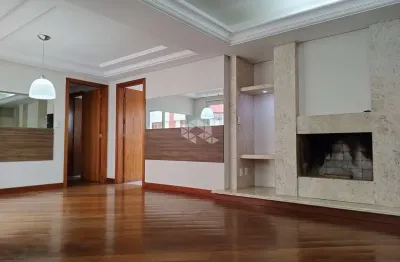 Apartamento semi mobiliado no centro com 03 dormitórios/ quartos, 03 banheiros, 01 sendo suíte