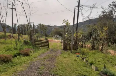 Área de terras no interior de bento gonçalves, próxima do vale dos vinhedos, no caminho para santa t