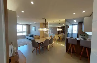 Apartamento mobiliado 02 dorm. (01 suíte), 85 m², localizado no bairro são francisco.