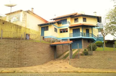 Casa com 3 quartos à venda na Getúlio Vargas, 230, Cidade Alta, Bento Gonçalves