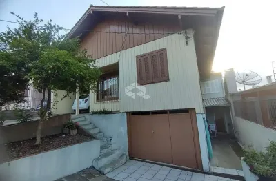 Casa com 5 quartos à venda na Achylles Brogiolli, 353, Borgo, Bento Gonçalves