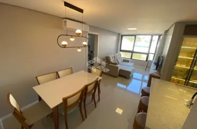 Apartamento mobiliado 2 quartos 1 banheiro 1 vaga humaita 426mil