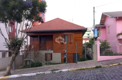 Oportunidade única! casa ampla - 5 quartos e 2 moradias no bairro são francisco