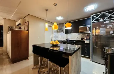 Apartamento mobiliado com 3 dormitórios, 1 suite master e 2 vagas no bairro cidade alta!!!