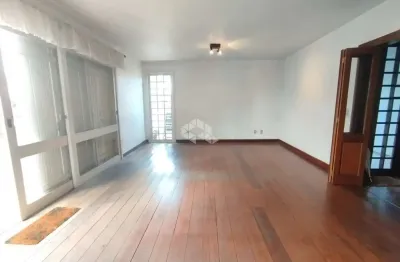 Casa com 3 quartos à venda na Rua Herny Hugo Dreher, 276, Planalto, Bento Gonçalves