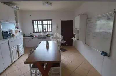 Casa com 2 quartos/dormitórios no bairro praia de fora, em palhoça- sc