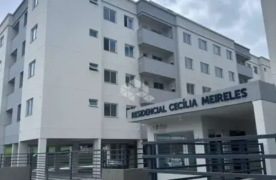 Apartamento com 2 quartos/dormitórios no bairro forquilhas, em são josé- sc