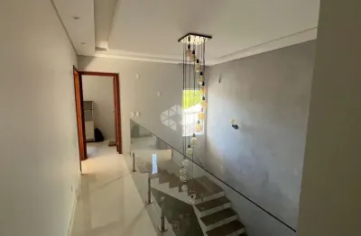 Casa com 3 quartos/dormitórios no bairro Pagani, em Palhoça - SC