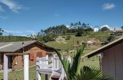 Casa com 3 quartos/dormitórios no bairro Fazendinha, em Biguaçu - SC