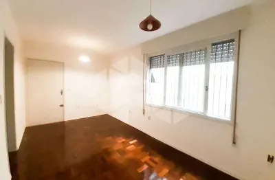 Apartamento de 01 dormitório com área externa, térreo,  57m² de área privativa
