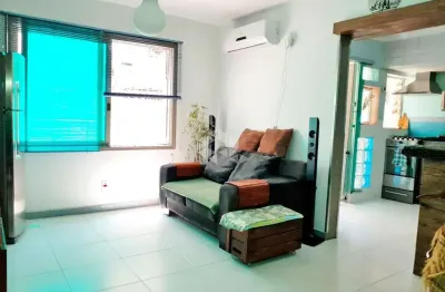 Apartamento 2 dorms com 2 vagas/boxes próximo ao parcão