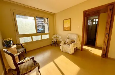 Apartamento de 2 dormitórios com vaga à venda vno bairro Petrópolis