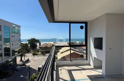 Apartamento com tres quartos a 30 metros da praia do mariscal em bombinhas sc