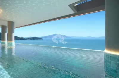 Cobertura frente mar com três suítes em canto grande bombinhas sc