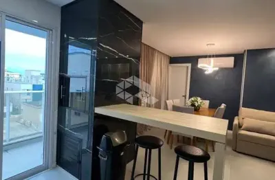 Cobertura duplex mobiliada com duas suítes no mariscal em bombinhas sc